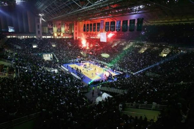 Ανακοινώνει και τα διαρκείας ο «εξάστερος»