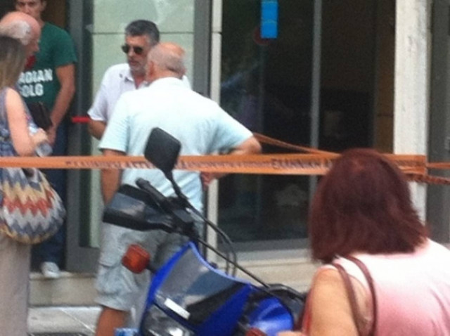 Πανικός στη Νέα Σμύρνη από αιματηρή ληστεία