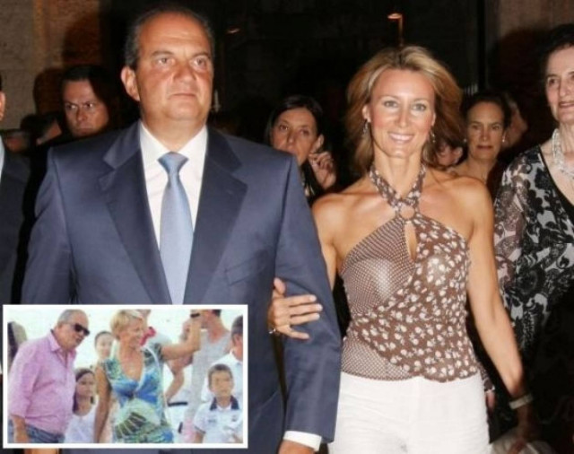 Ο ανανεωμένος Καραμανλής και οι διακοπές στη Μύκονο