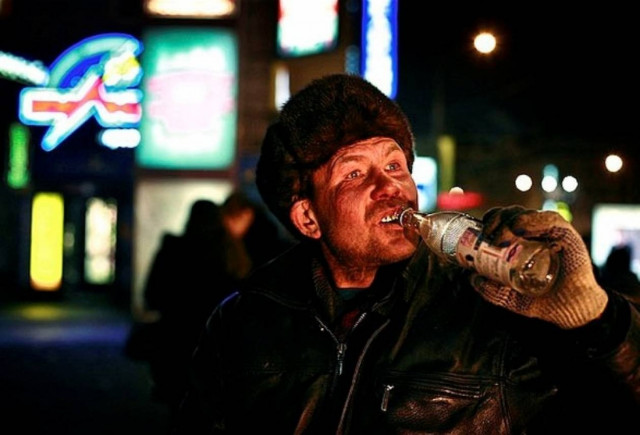 Ρωσία: Νεαροί έβαλαν φωτιά σε άστεγο