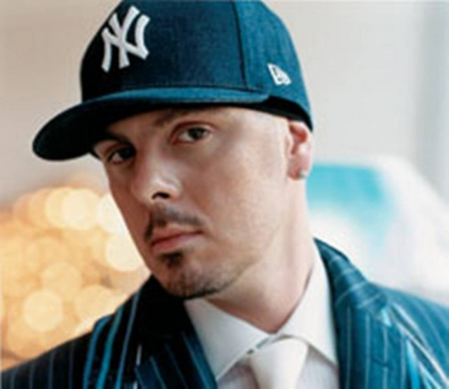 H σέξυ γυναίκα του NIVO (ΦΩΤΟ)