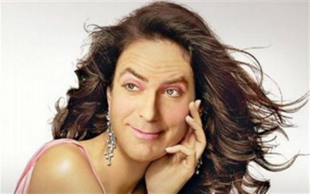 Όταν οι διάσημοι άνδρες γίνονται γυναίκες! (ΦΩΤΟ)