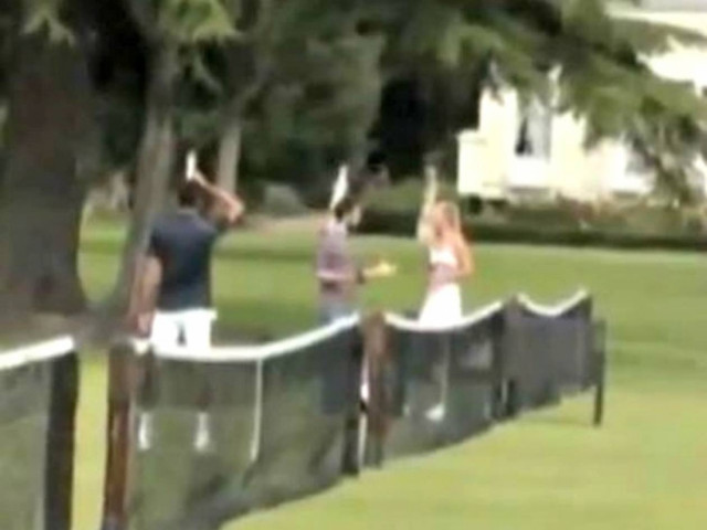 Βίντεο: Η Σαράποβα έσπασε τα... μπαλάκια του Τζόκοβιτς!