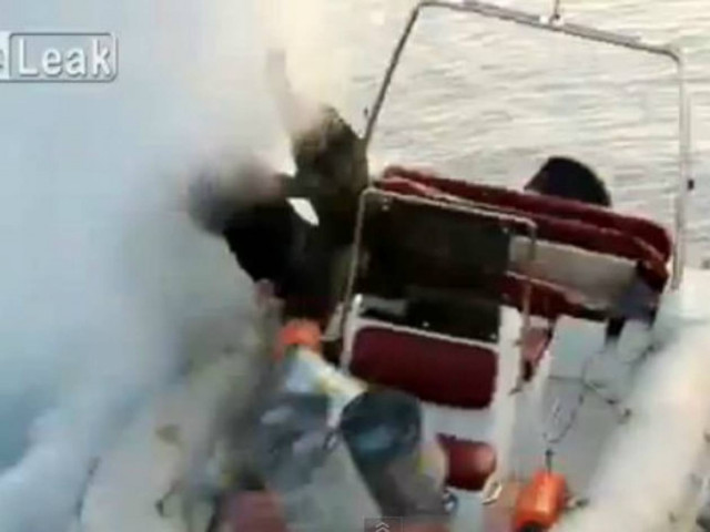 ΣΟΚ: Ψάρευαν με χειροβομβίδα και ανατίναξαν τους εαυτούς τους! (vid)