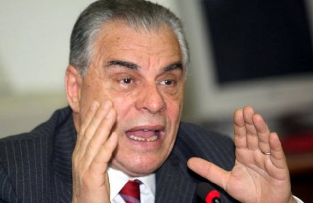 Μ. Γιακουμάτος: «Θα γίνω ταύρος …αν πειραχτούν μισθοί και συντάξεις»