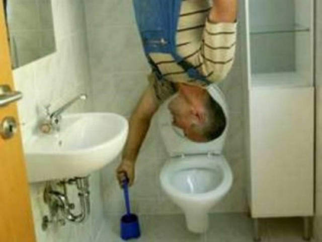 ΔΕΙΤΕ: Μα τι κάνει αυτός ο τύπος;