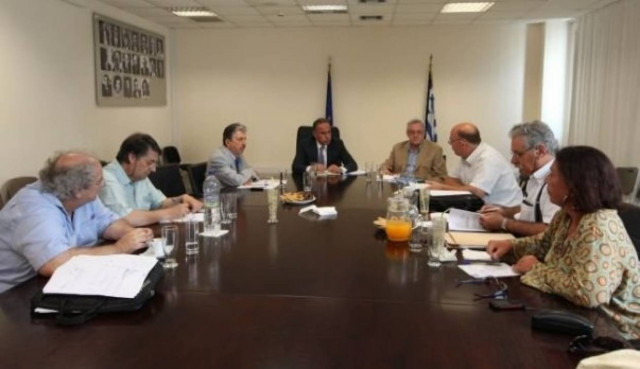 Τα αιτήματά της παρέδωσε η ΟΛΜΕ στον Υπουργό Παιδείας