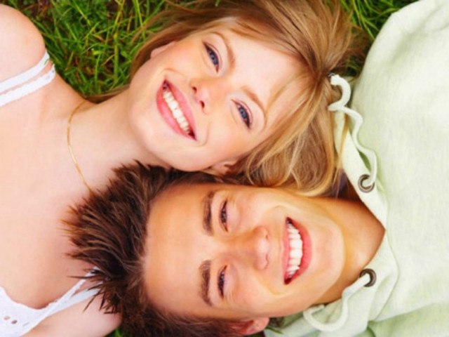 Ξεκαρδιστικές ατάκες: Μια σχέση στην αρχή και μετά από καιρό...!