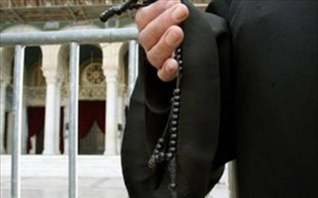 Ιερέας «μαιμού» έτρωγε με έξοδα της Εκκλησίας