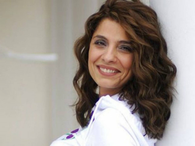 Βίντεο: Όταν η Πόπη Τσαπανίδου έπαιξε στους «Δύο Ξένους»!