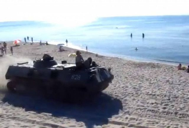 Video: Μια «ήρεμη» μέρα στην παραλία