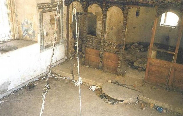 Οι Τούρκοι χρησιμοποιούν εκκλησία στα κατεχόμενα ως τουαλέτα