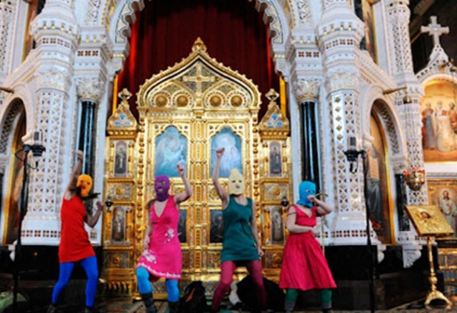 Την «πλήρωσε» και η Madonna για τις Pussy Riot