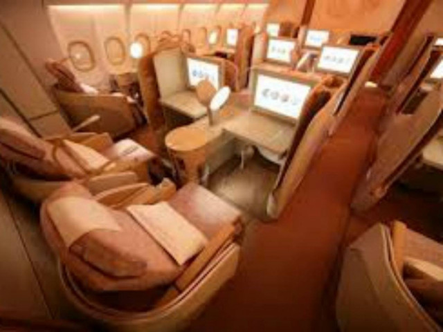 Ξεκαρδιστικό ανέκδοτο: Μία ξανθιά στο αεροπλάνο!