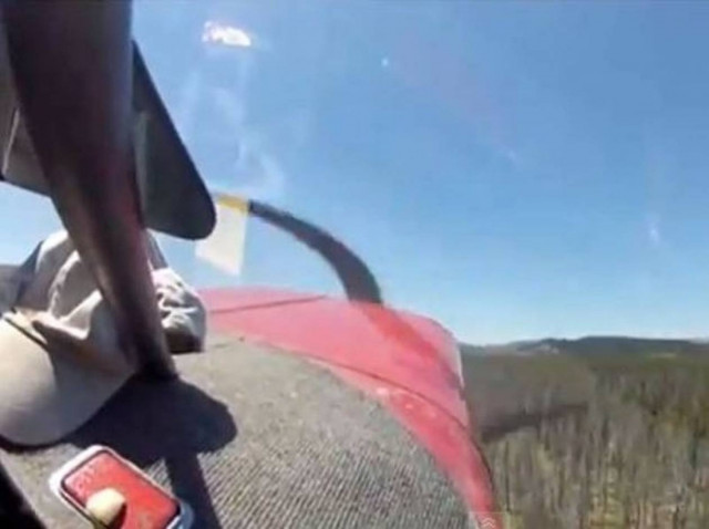 Βίντεο: Δείτε από μέσα την πτώση αεροπλάνου