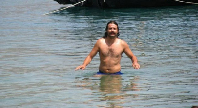 Τα μπάνια του «Καραϊσκάκη» (pics)