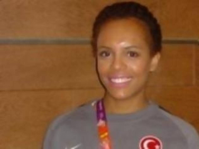 Τουρκοκύπρια αθλήτρια: Εκπροσωπώ την Τουρκική Δημοκρατία της Β. Κύπρου