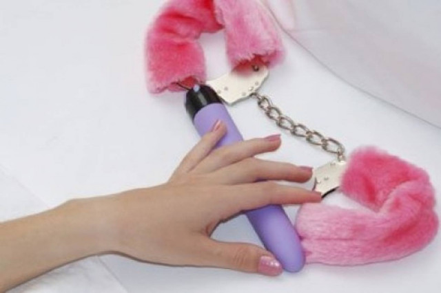 ΣΟΚ: Ο δονητής τον έστειλε στο νοσοκομείο!