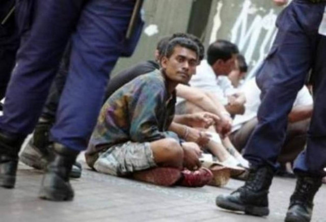 Στον εισαγγελέα οι ισχυρισμοί Ασλάμ για κακοποίηση αλλοδαπών