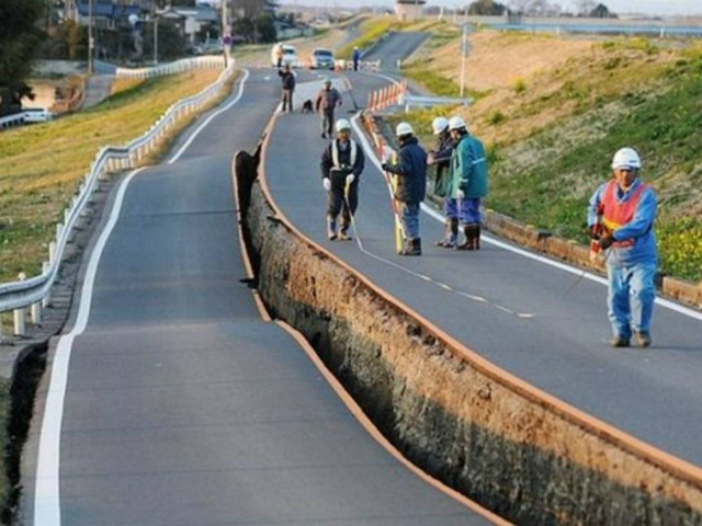 7,3 ρίχτερ στην Ιαπωνία