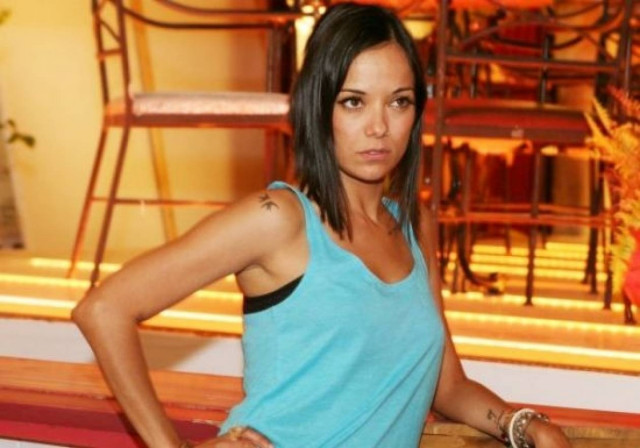 Η Κατερίνα Τσάβαλου ημίγυμνη