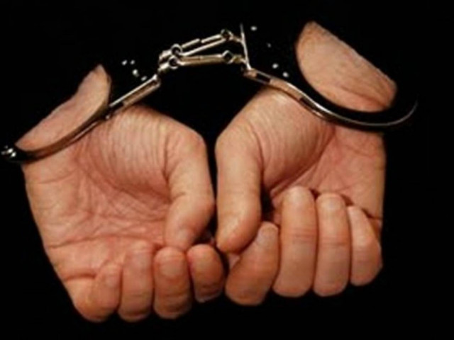 34χρονος συνελήφθη για χρέη 3,4 εκατ. προς το Δημόσιο