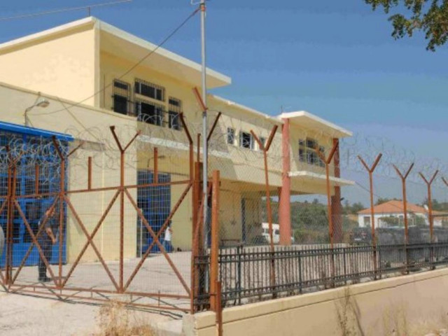 Ο δήμαρχος που θέλει κέντρο μεταναστών στην πόλη του (vid)