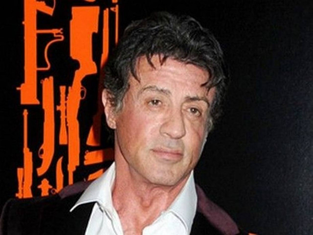 Δείτε: Πως είναι η 90χρονη μητέρα του Σταλόνε