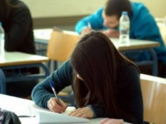 Η κρίση «ανεβάζει» τις βάσεις