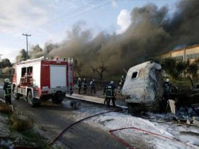Νεκρός ο οδηγός του βυτιοφόρου που ανετράπη στην Αθηνών-Λαμίας