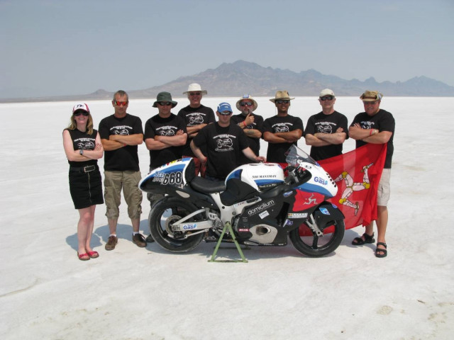 Εκπληκτική ταχύτητα από μοτοσικλέτα 500 κ.εκ.