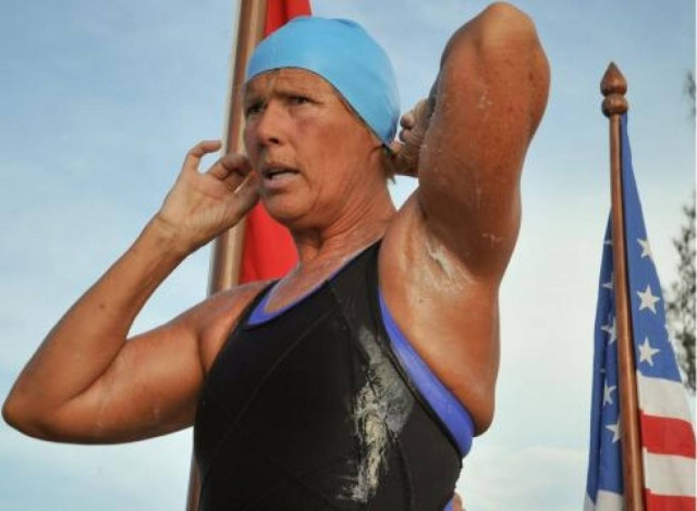 Κούβα:62χρονη κολυμπάει προς τη Φλόριντα χωρίς καμία προστασία (video)