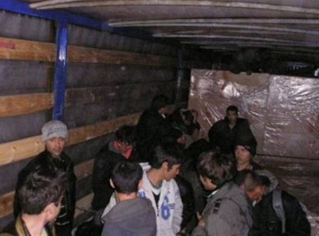 Εξαρθρώθηκε  σπείρα διακίνησης παράνομων μεταναστών