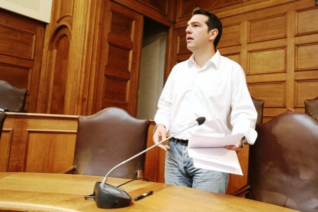 ΣΥΡΙΖΑ: Θεσμική απρέπεια το «όχι» Γιούνκερ στον Τσίπρα