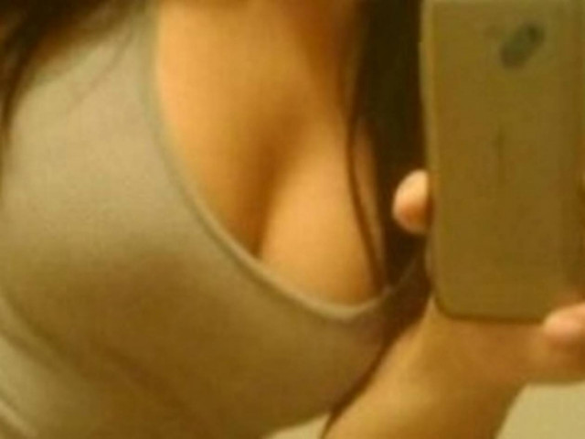 ΔΕΙΤΕ: Sexy Facebook Girls!