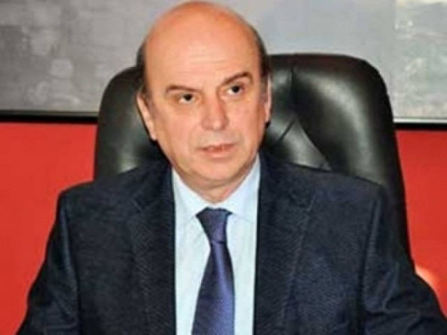 «Οι Αλβανοί εγκαταλείπουν κατά χιλιάδες την Ελλάδα»