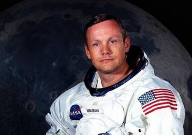 Πέθανε ο Νιλ Άρμστρονγκ