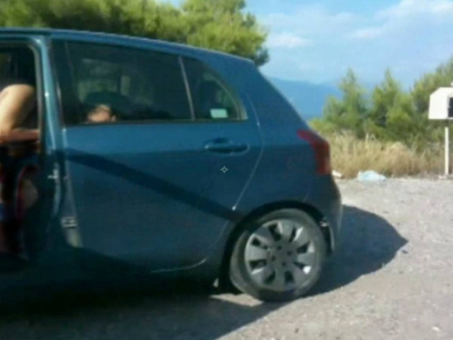 Απίστευτο: Έκαναν σεξ στο αυτοκίνητο, μέρα-μεσημέρι στην εθνική οδό!