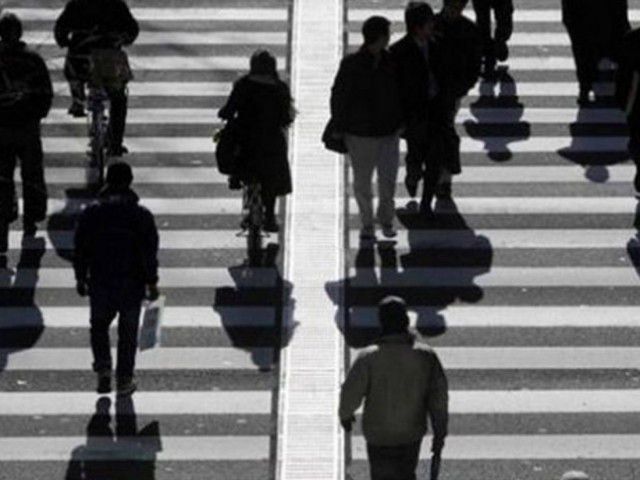 «Μάστιγα» η μαύρη εργασία για τη χώρα μας