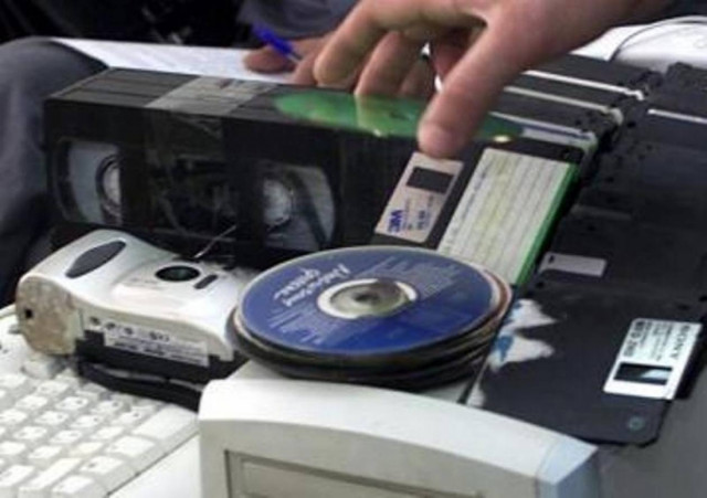 Σύλληψη 33χρονου για υπόθεση παιδικής πορνογραφίας