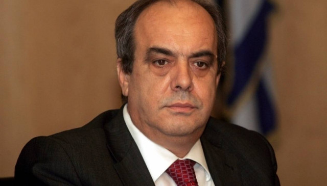 Λίγο πριν αρχίσει το πρωτάθλημα και η μπάλα στην κερκίδα…