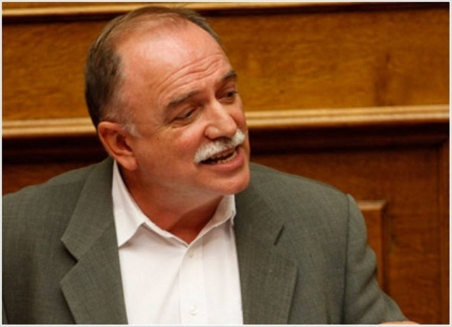 Παπαδημούλης: Βενιζέλος και Κουβέλης κάνουν νάζια