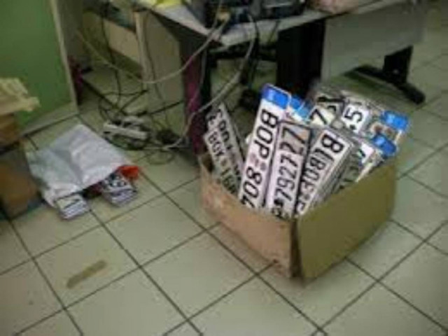 Ανυπόστατα τα σενάρια περί τέλους ακινησίας στα ΙΧ