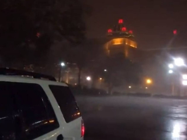 ΗΠΑ: Εξασθένησε ο κυκλώνας Ισαάκ