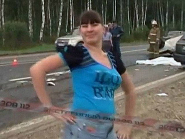 Βίντεο – σοκ: Σώθηκε από τροχαίο και χόρευε πάνω από στους νεκρούς!