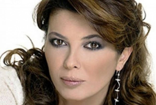 Η Σοφία Αλιμπέρτη με μπικίνι 20 χρόνια πριν!