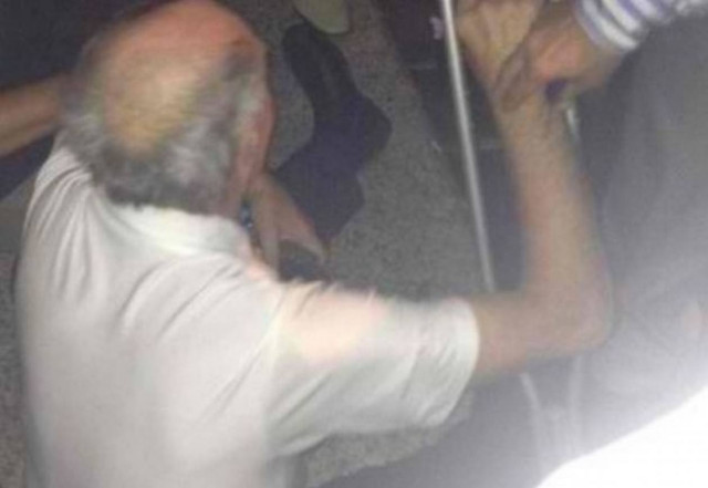 Προσπάθησε να γιαουρτώσει ξανά τον Βενιζέλο (pics)