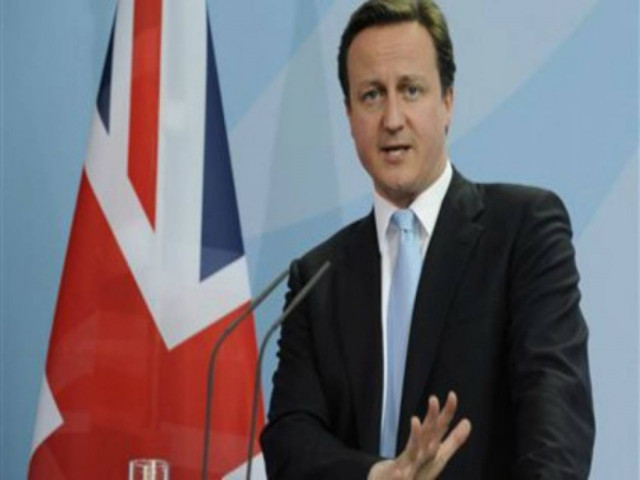 Βρετανία: Σε ανασχηματισμό προχωρά ο Κάμερον