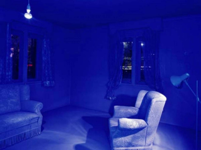 Πόσο μπορείς να αντέξεις σε ένα μπλε σπίτι; (pics)