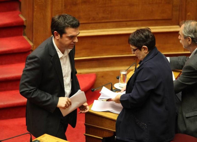 Στα χαρακώματα ΚΚΕ – ΣΥΡΙΖΑ για τη ΔΕΘ